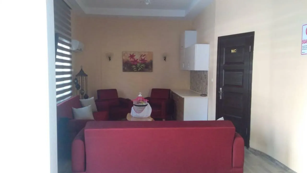 Ikarus Hotel Kusadası 3*,