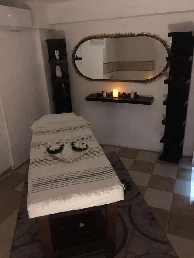 Ikarus Hotel Kusadası 3*,  Türkei